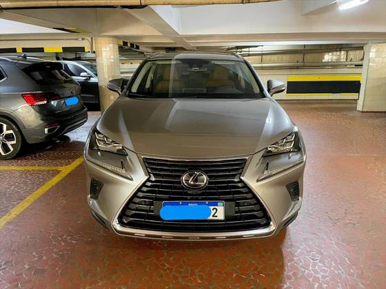 LEXUS NX 300h 2.5 16V VVT-I HYBRID LUXURY CVT AWD